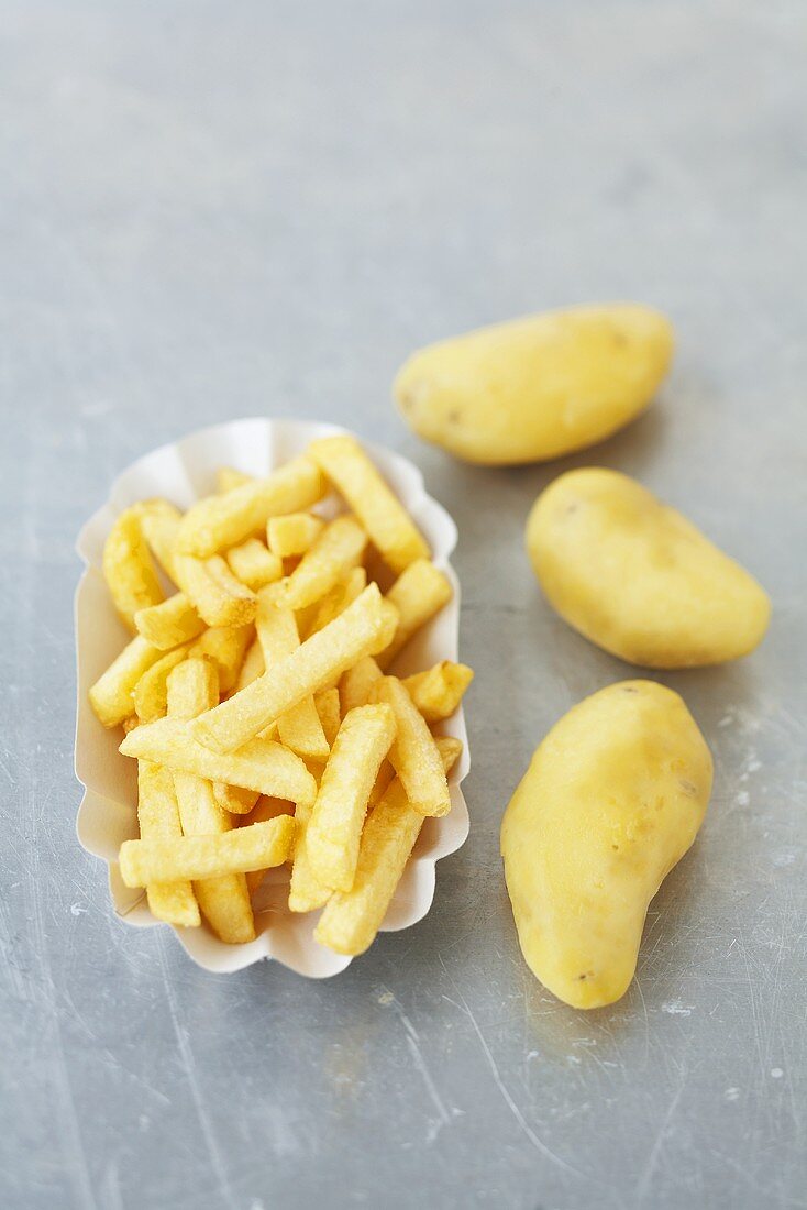 Chips and raw potatoes