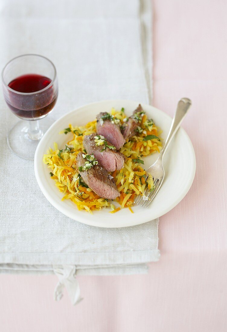Lamb fillet with grated vegetables