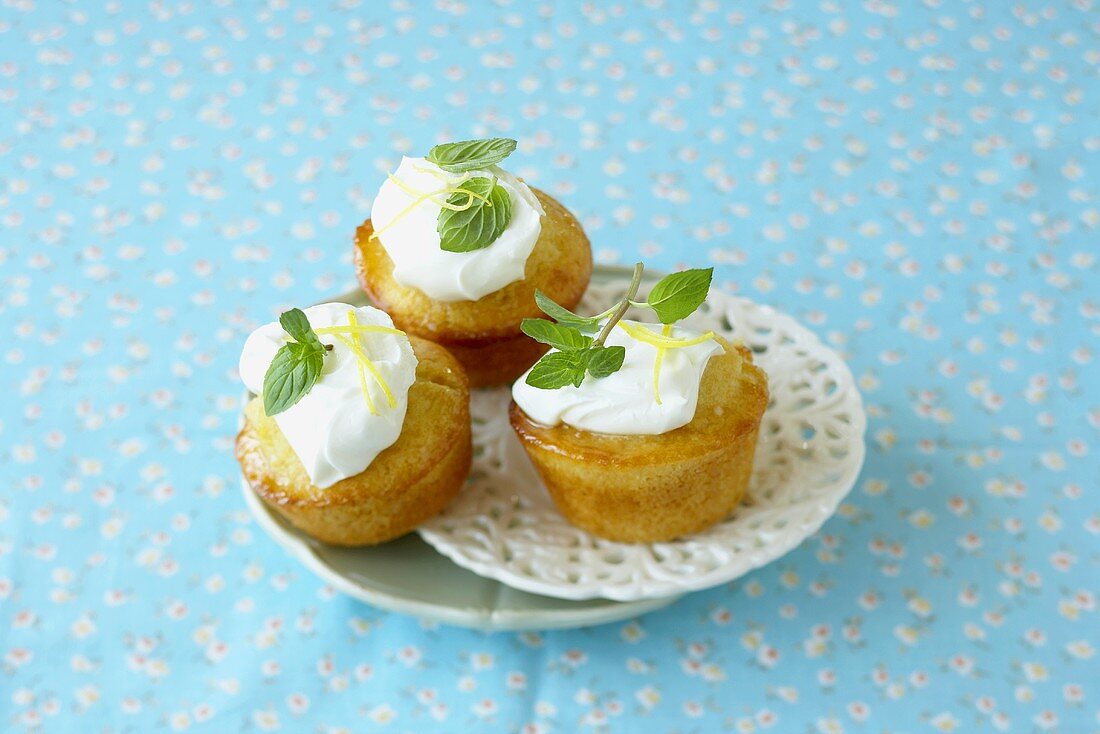 Lemon cupcakes