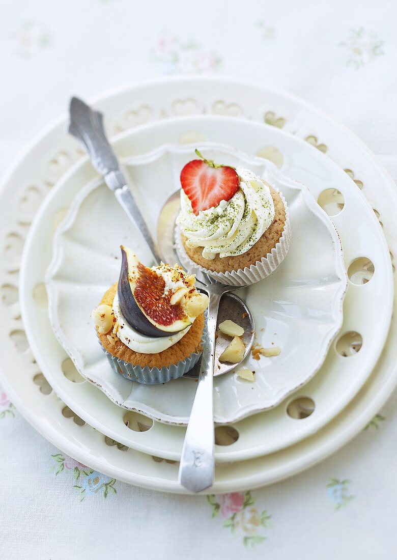 Matcha cupcake with berries and fig cupcake