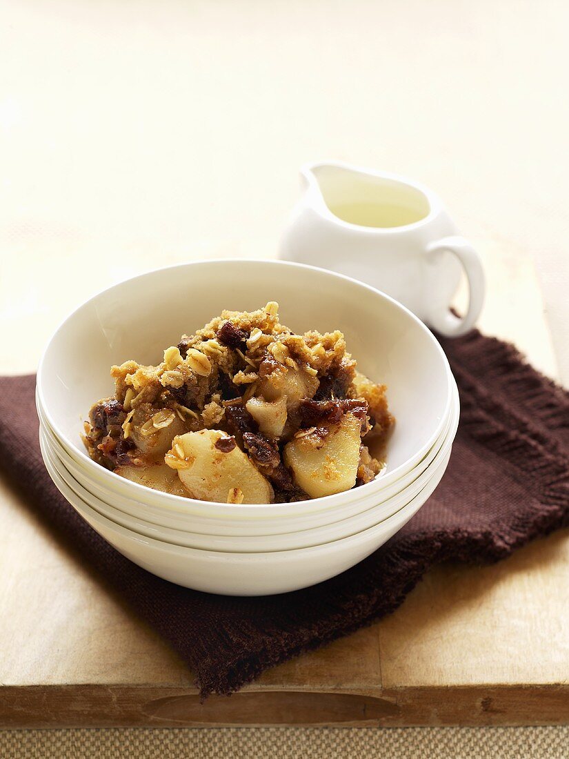 Apple crumble in bowl