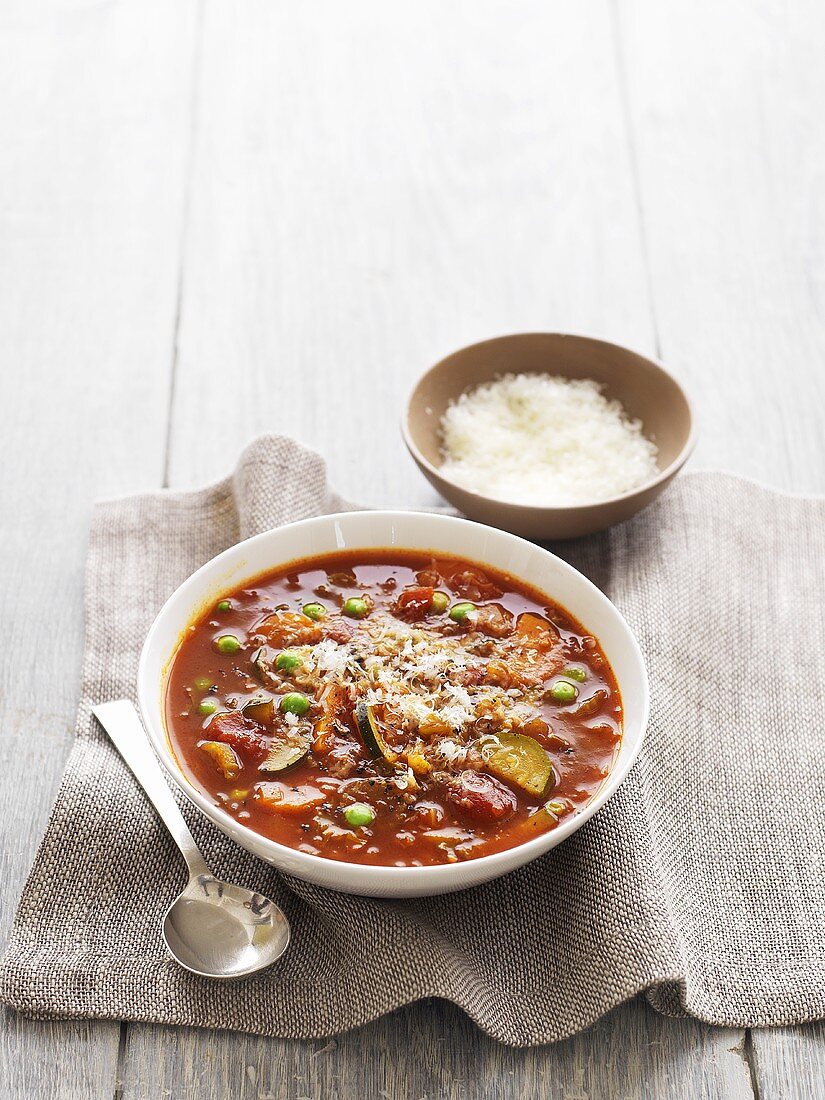 Minestrone (Gemüsesuppe, Italien)