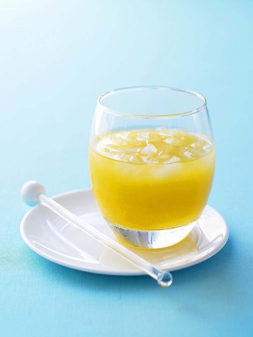 Mango-Gimlet im Glas
