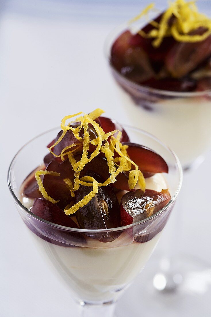 Marinated grapes with crème fraîche