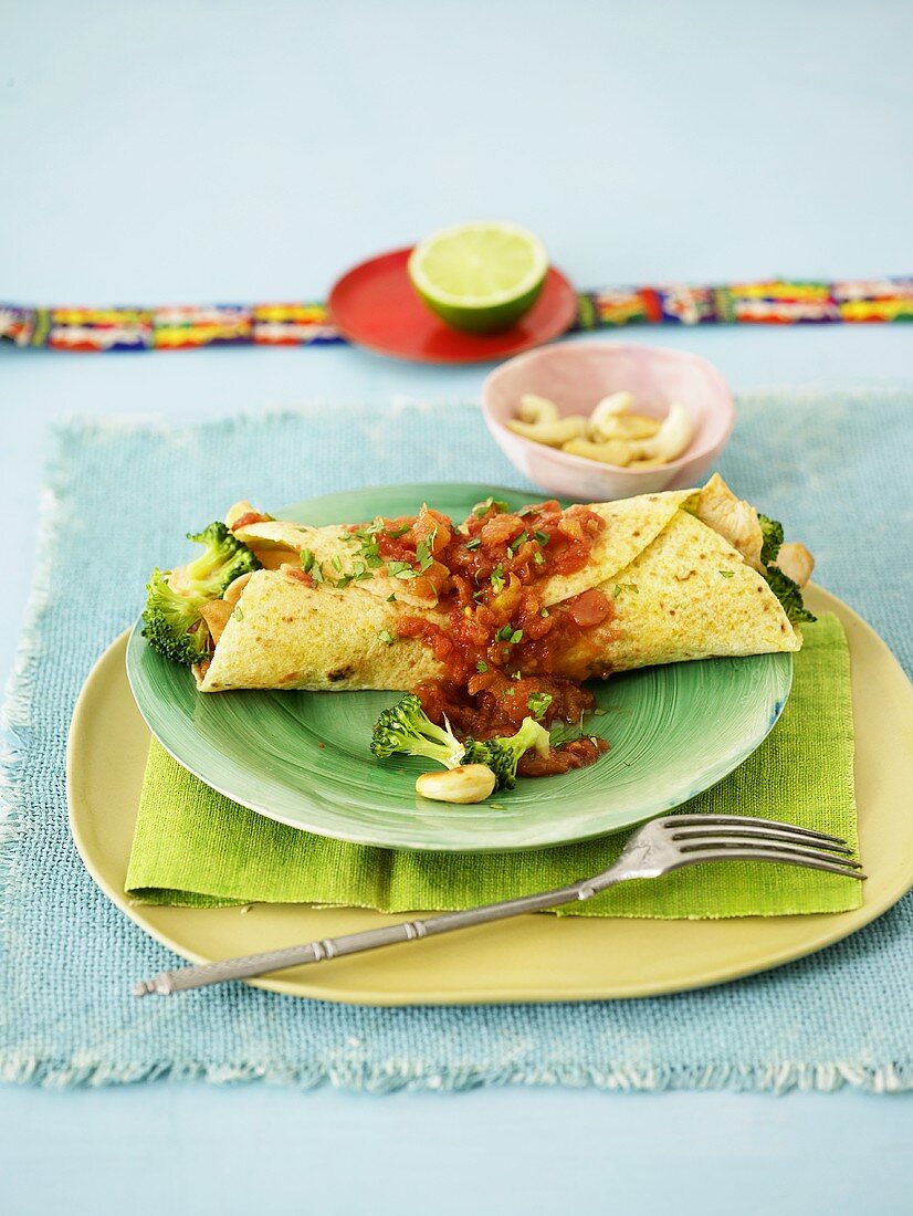 Wrap mit Brokkoli und Tomatensalsa (Mexiko)