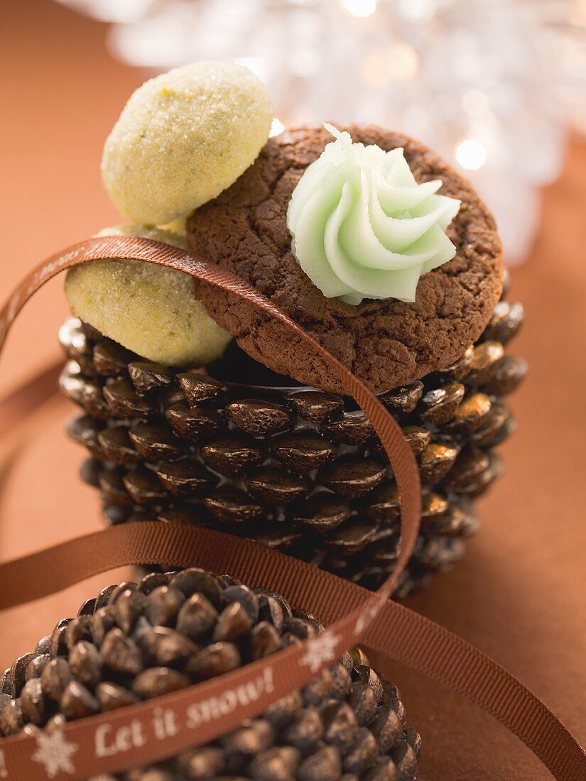 Christmas biscuits in a pine cone bowl