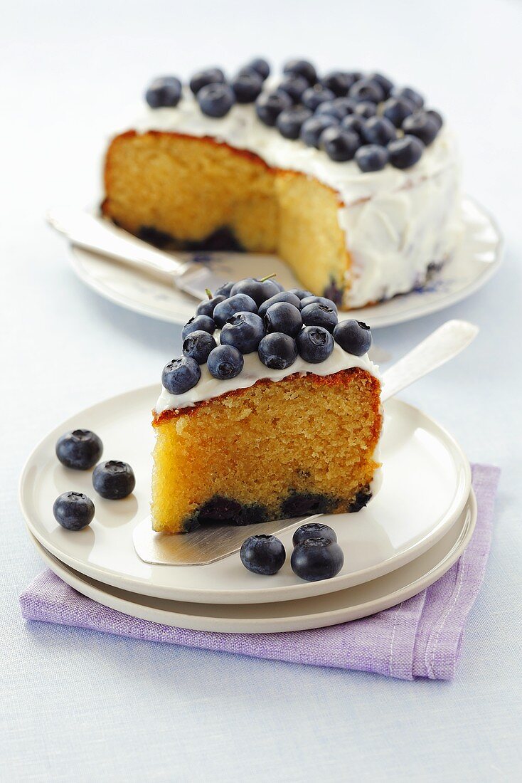 Iced blueberry cake