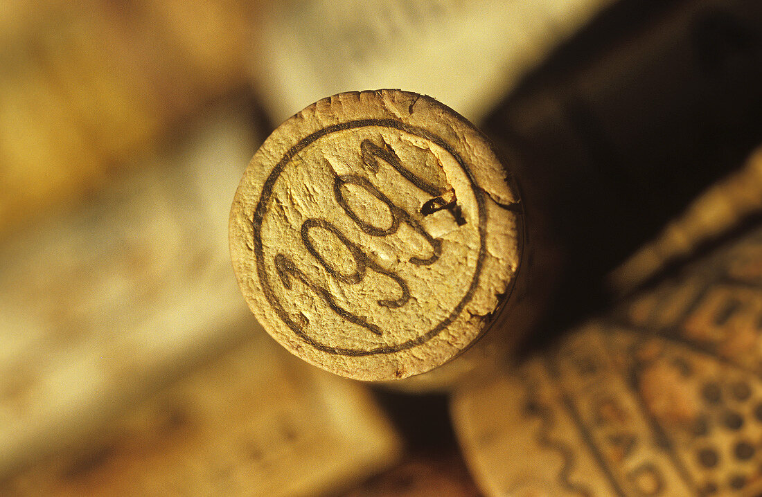 Weinkorken mit Jahrgangsbezeichnung: 1991