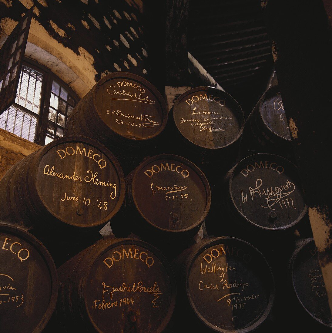 Weinfässer der Bodega Domecq, Jerez, Spanien