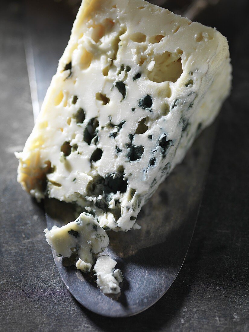 A piece of Roquefort on a slice