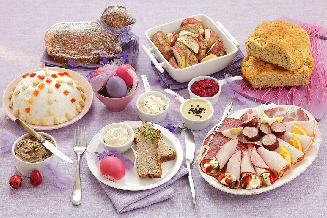 Easter buffet (cold cuts, pâté, paskha, Easter lamb etc.)