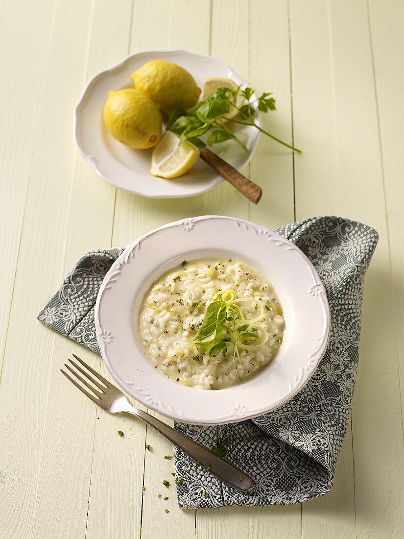 Lemon risotto with herbs