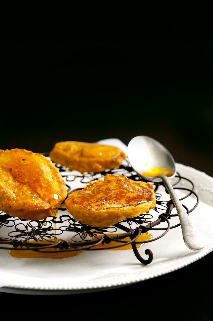 Butternut squash fritters with cinnamon