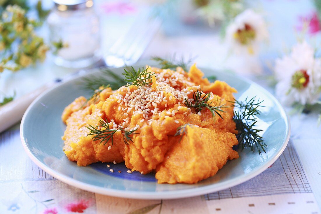 Carrot puree with sesame seeds and dill