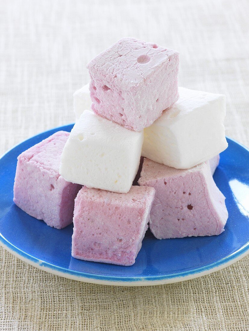 Home-made marshmallows
