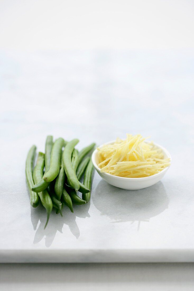 Green beans and shredded ginger