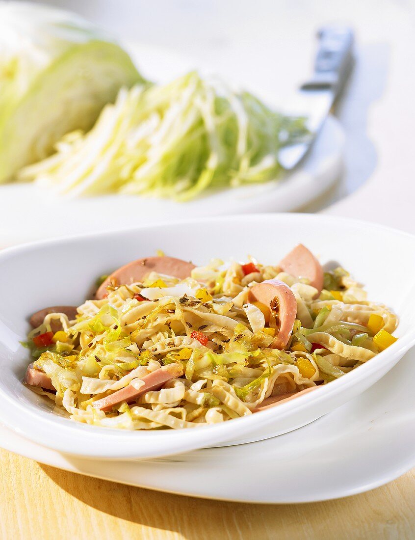 Tyrolean cabbage and pasta dish