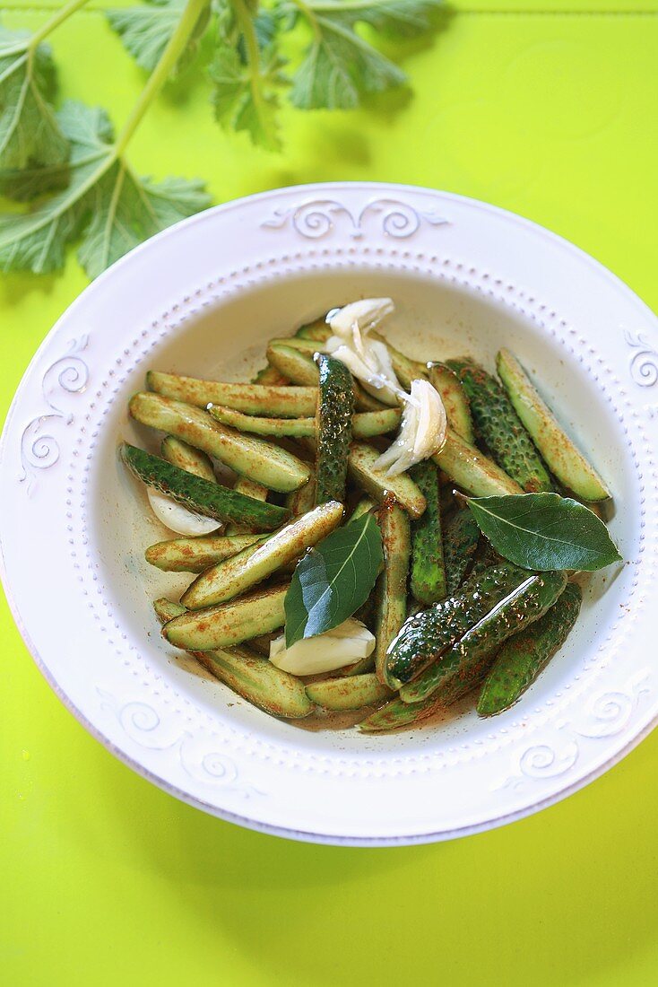 Pickled cucumbers with garlic, Mexican style