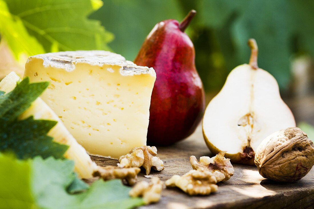 Pere, formaggio e noci (Pears, cheese and walnuts)