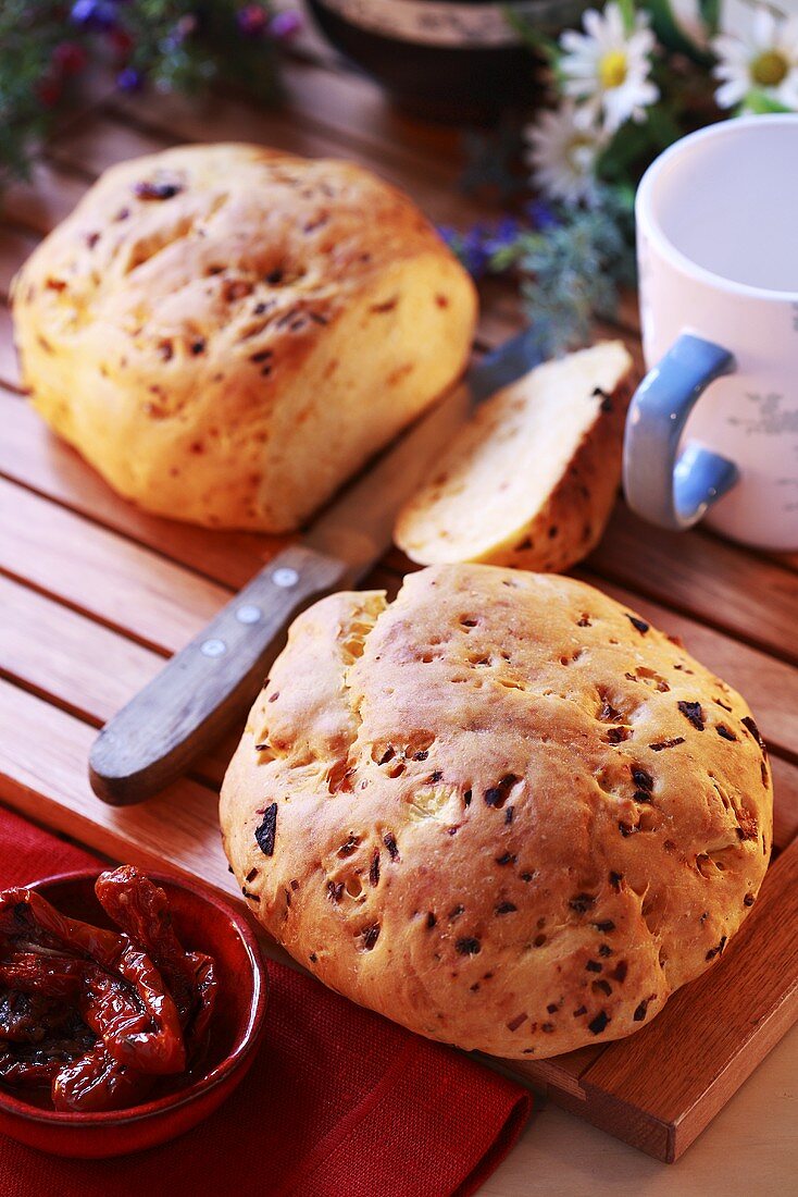 Pane al pomodoro (Dried tomato bread, Italy)