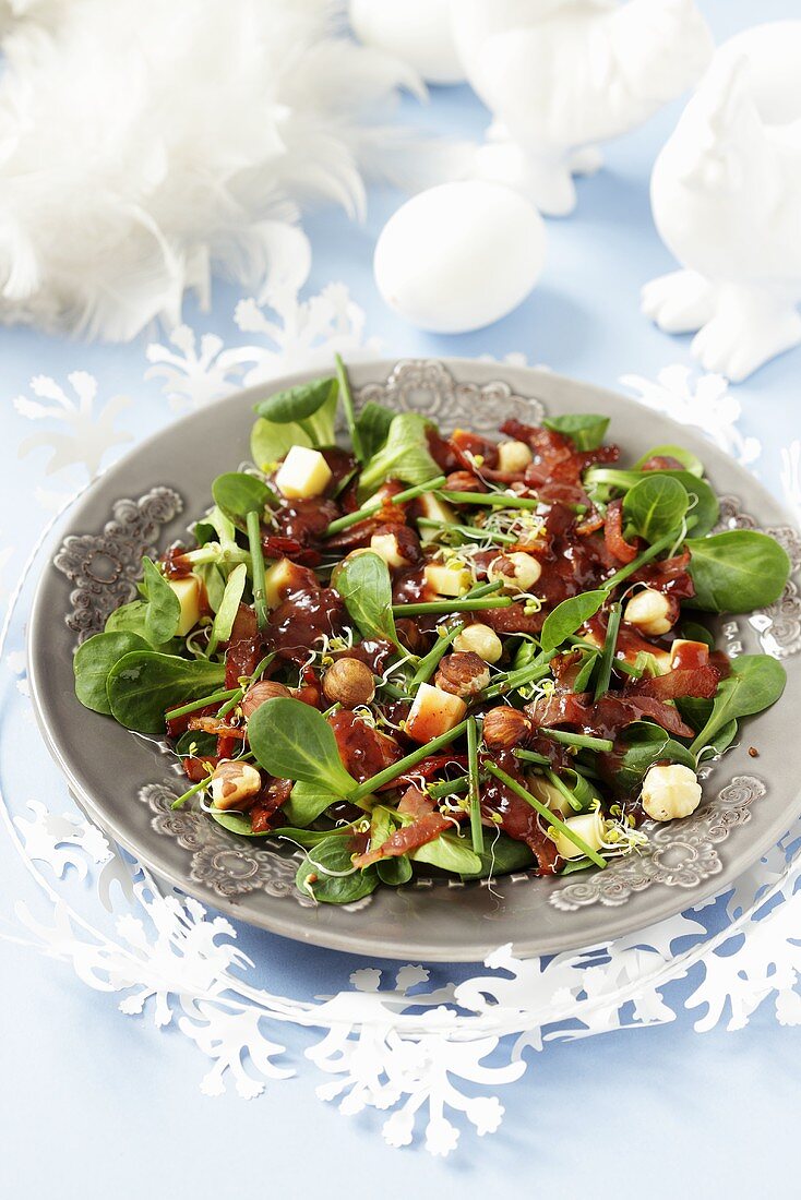 Corn salad with ham and hazelnuts for Easter