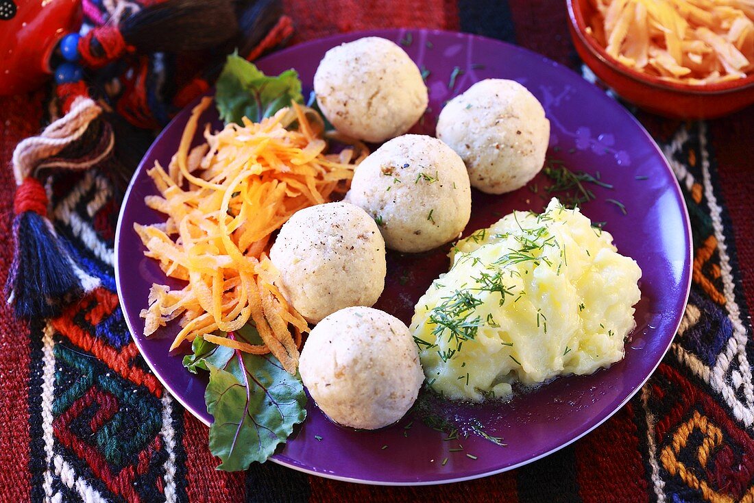 Fish balls with mashed potato