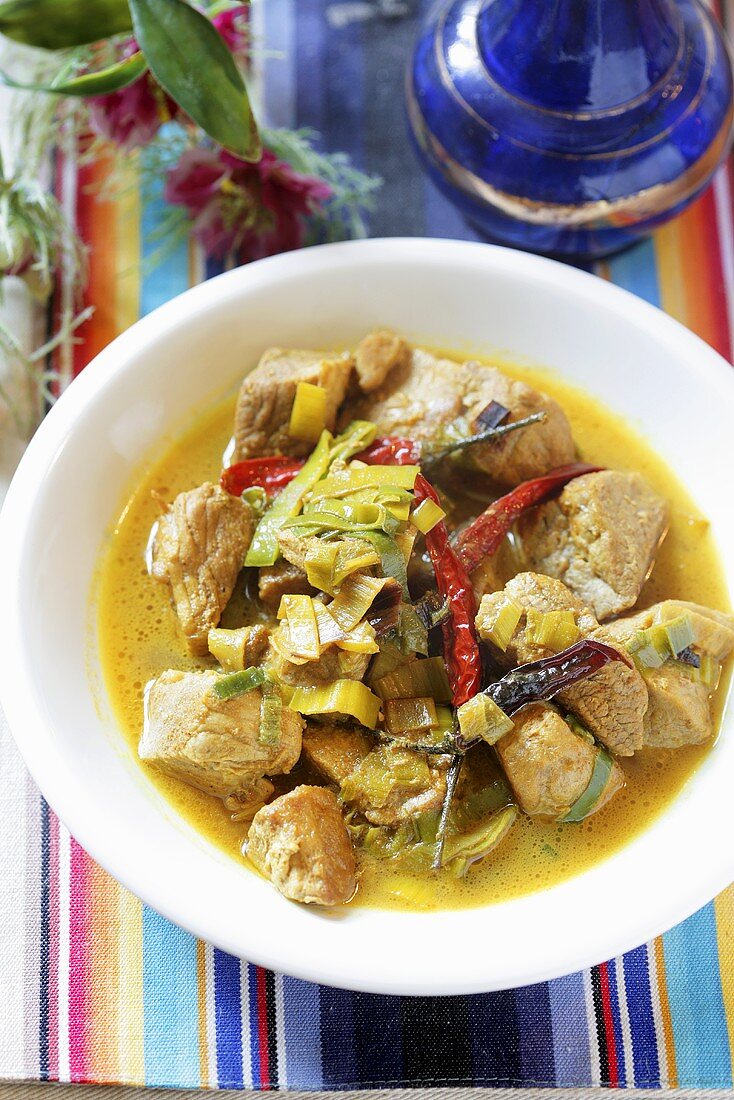 Pork curry with leeks and chillies