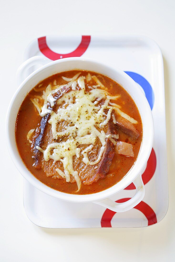 Tomato soup with bread and cheese