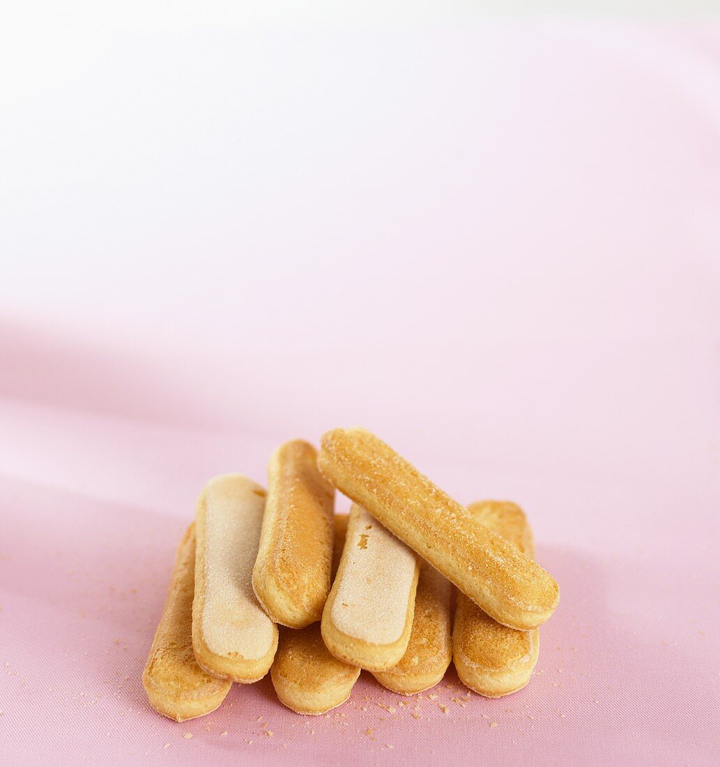 Several sponge fingers