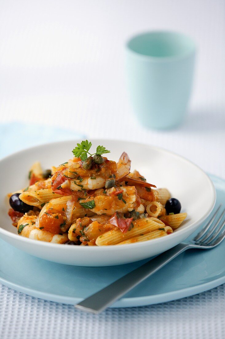 Penne with shrimps and olives