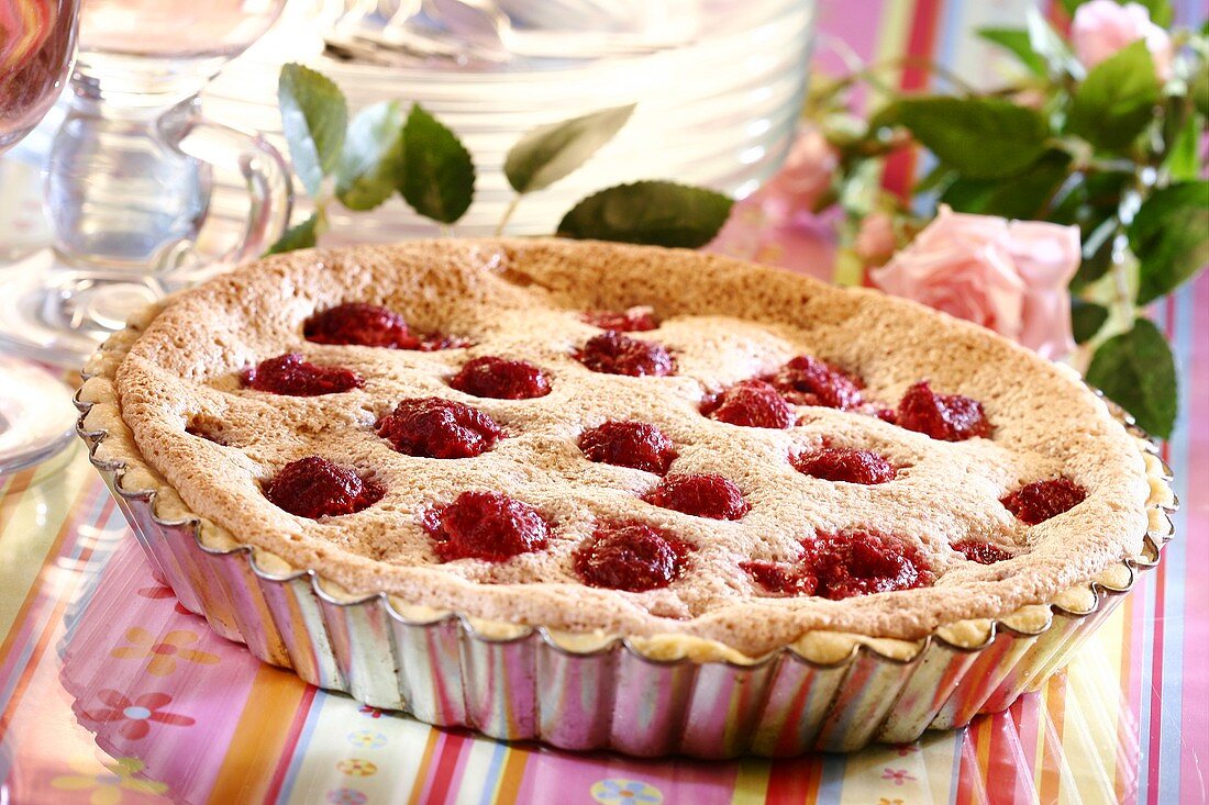 Raspberry tart in the tin