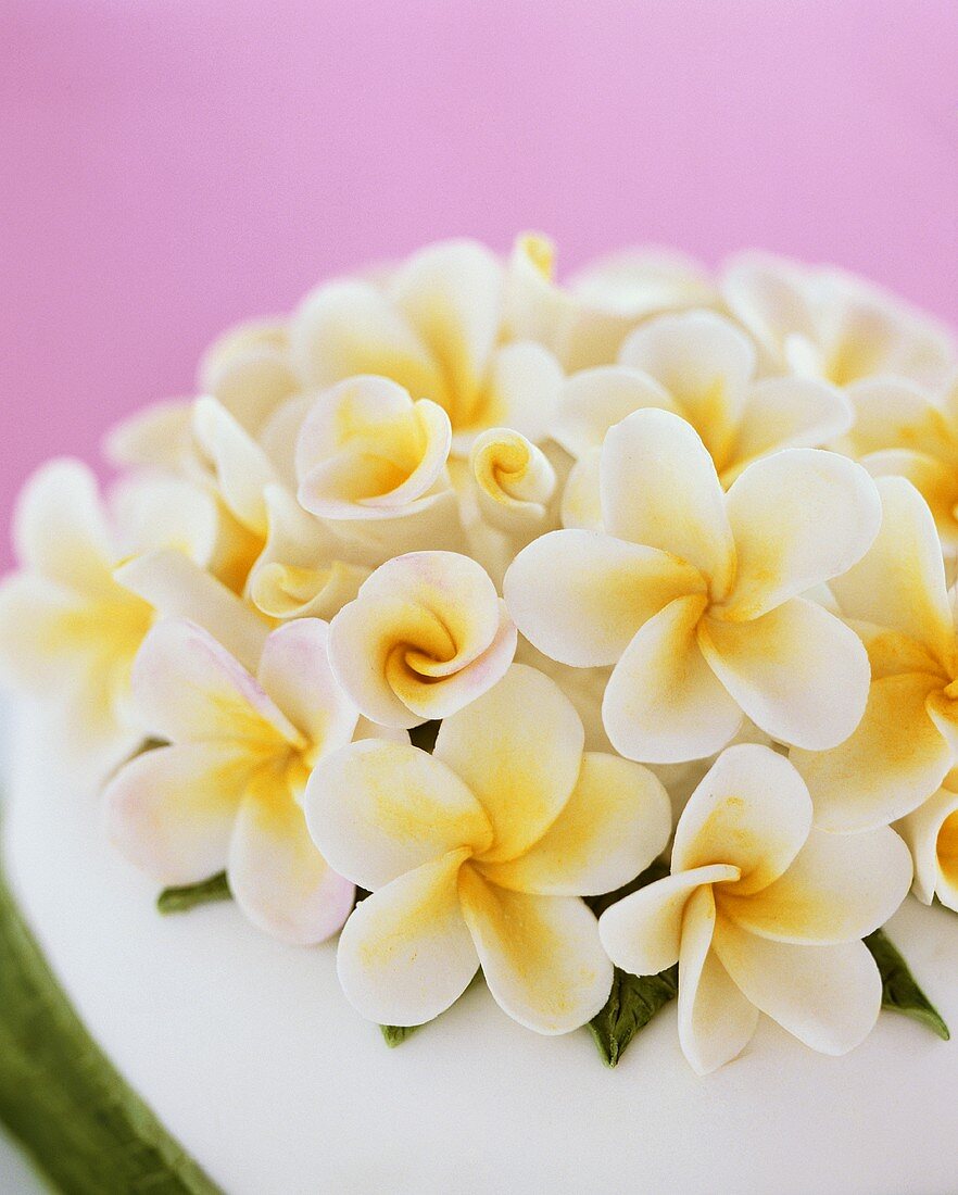 Wedding cake with almond cream and sugar flowers