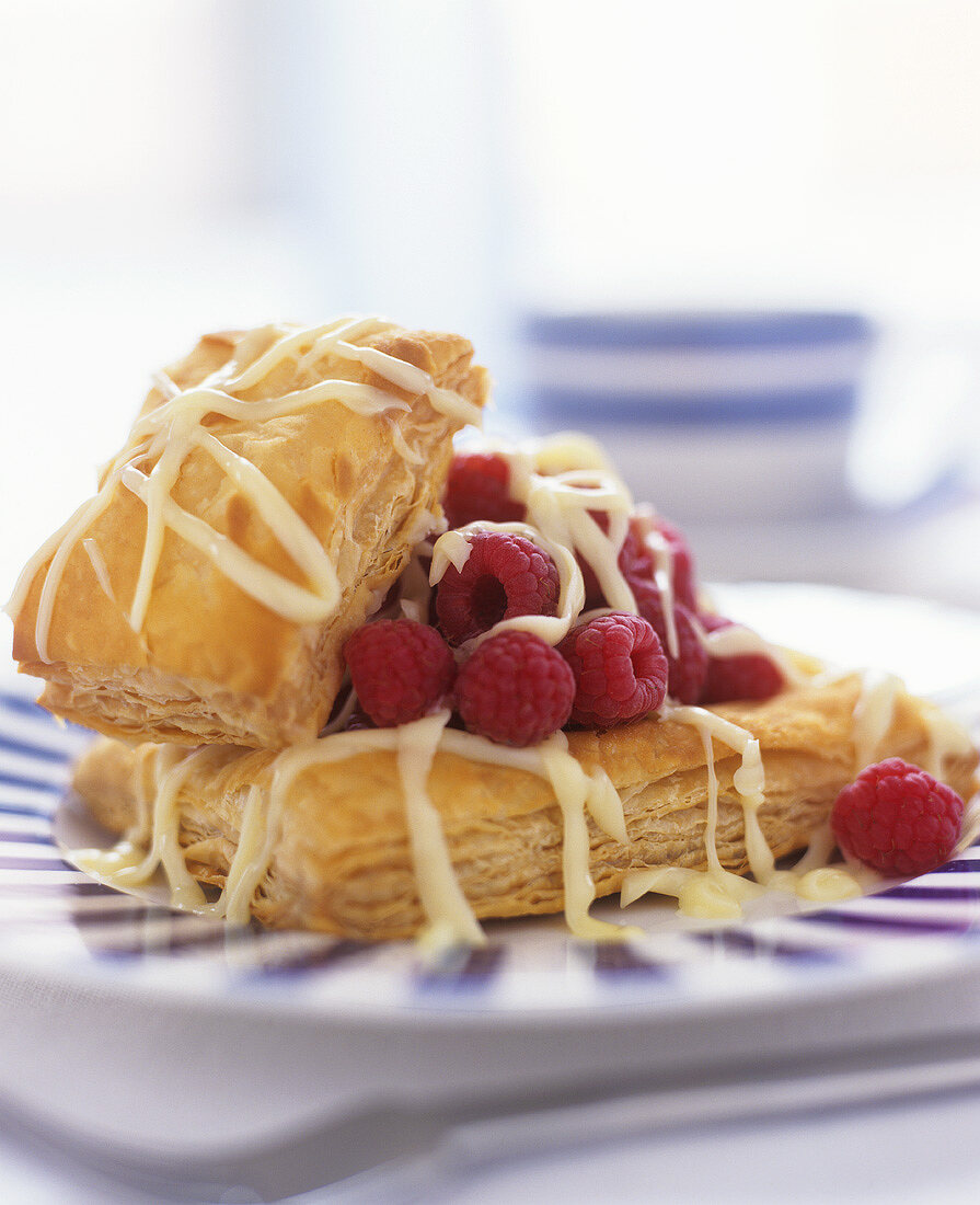 Puff pastry slices with raspberries