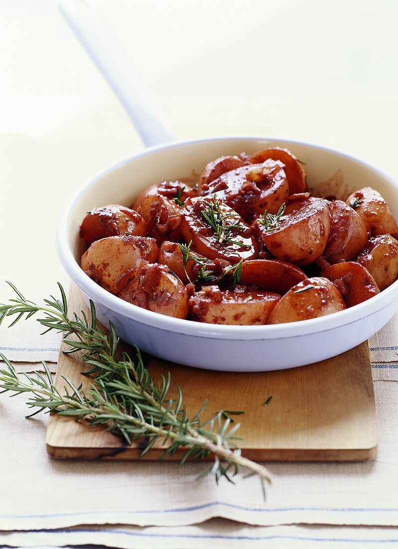 Potatoes in red wine