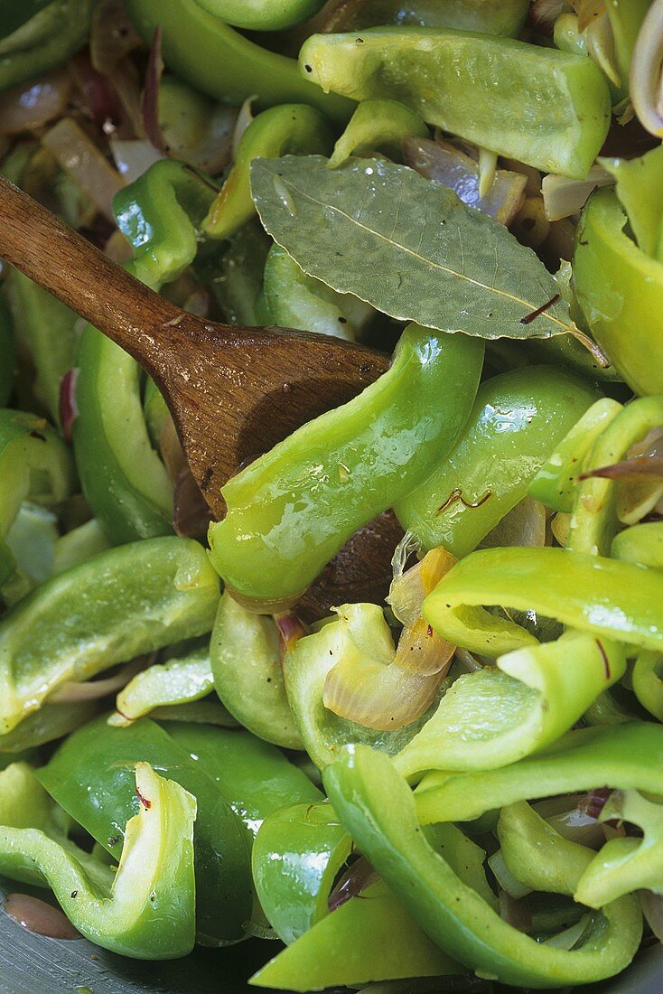 Pan-cooked peppers