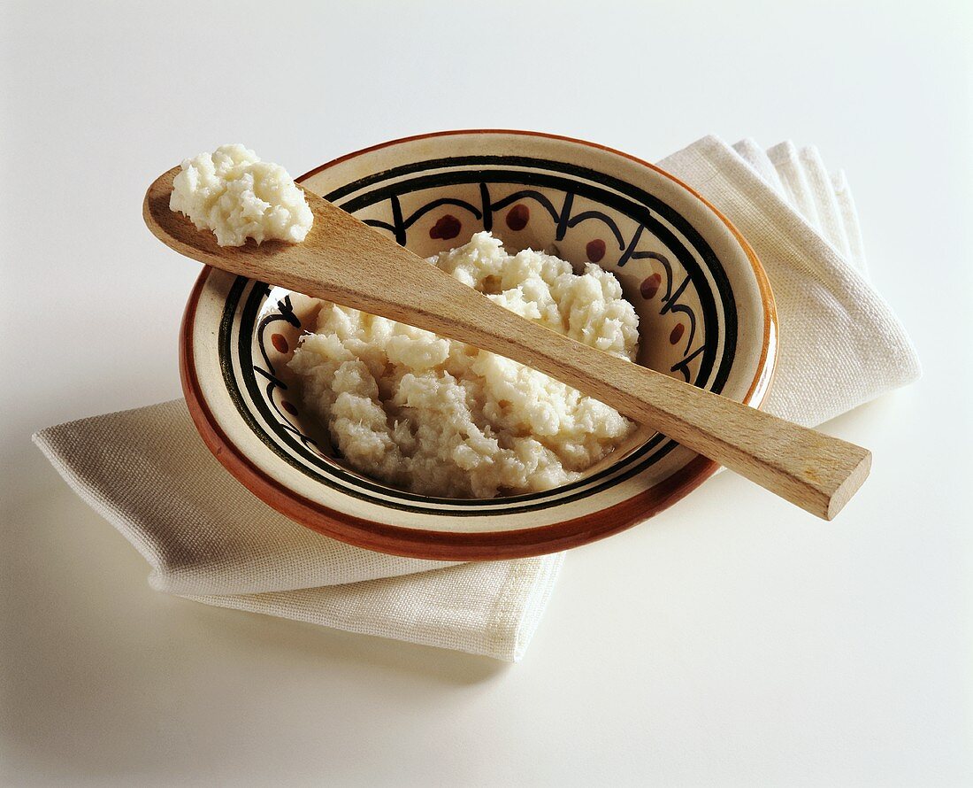 Grated horseradish