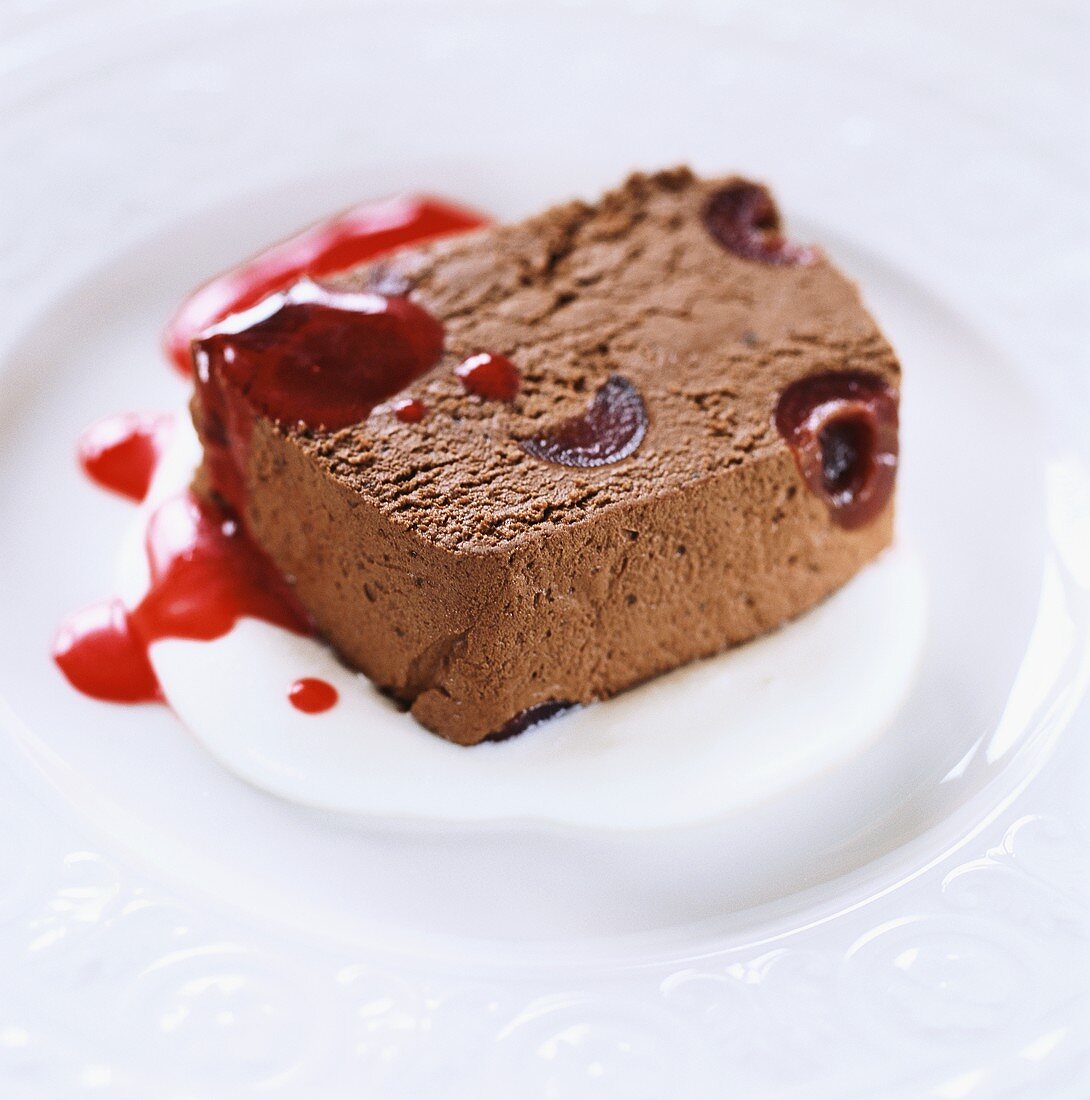 Frozen chocolate mousse with sour cherries
