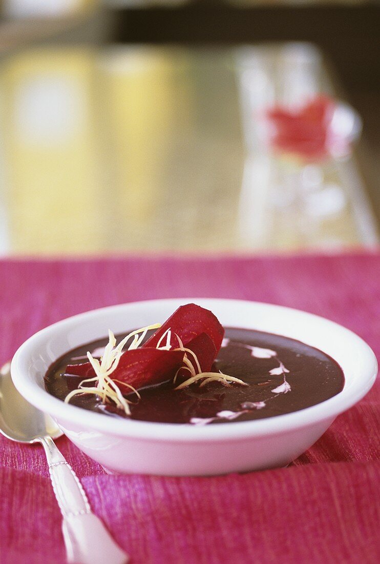 Beetroot soup with coriander (Ayurveda, good for Vata & Pita)