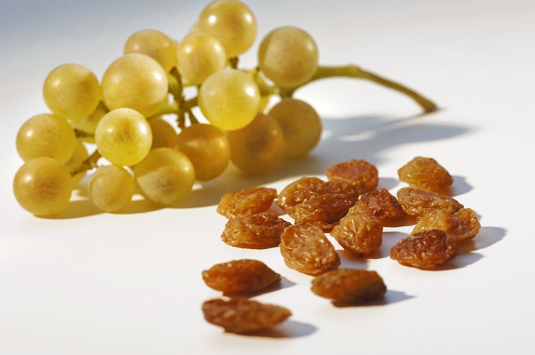 Raisins and grapes