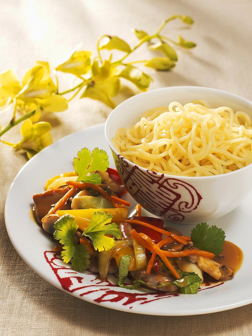 Shanghai stir-fry with pork fillet