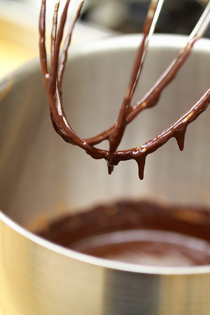 Schokoladen-Mascarpone-Kuchen, Schokoladenmasse herstellen
