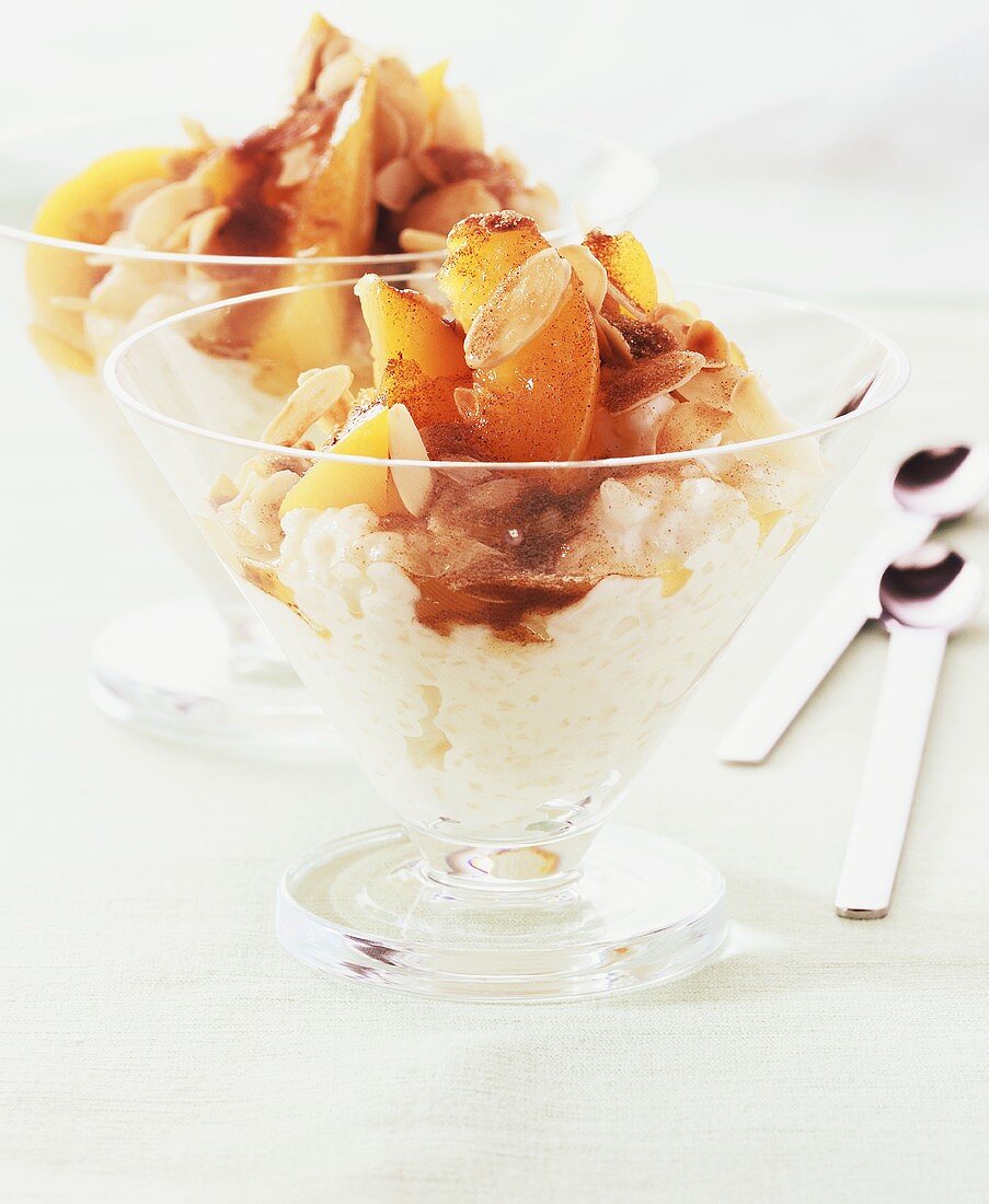 Rice pudding with peaches and almonds