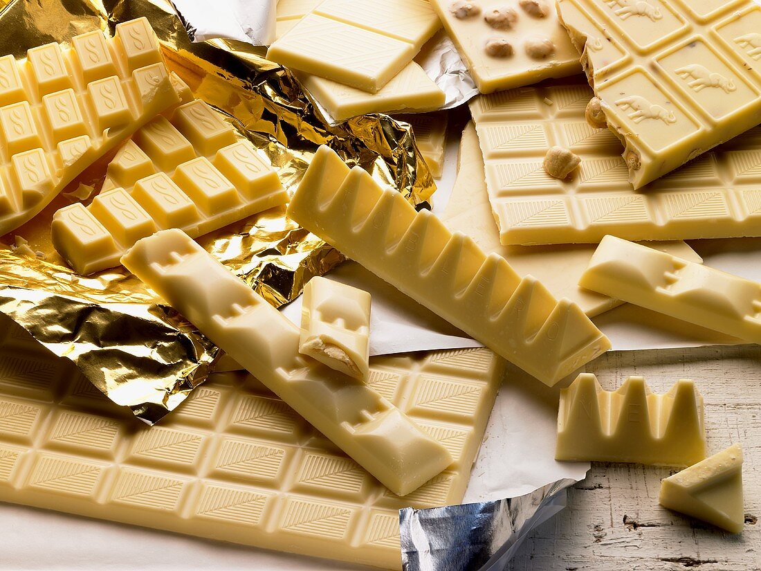 Several types of white chocolate in a heap