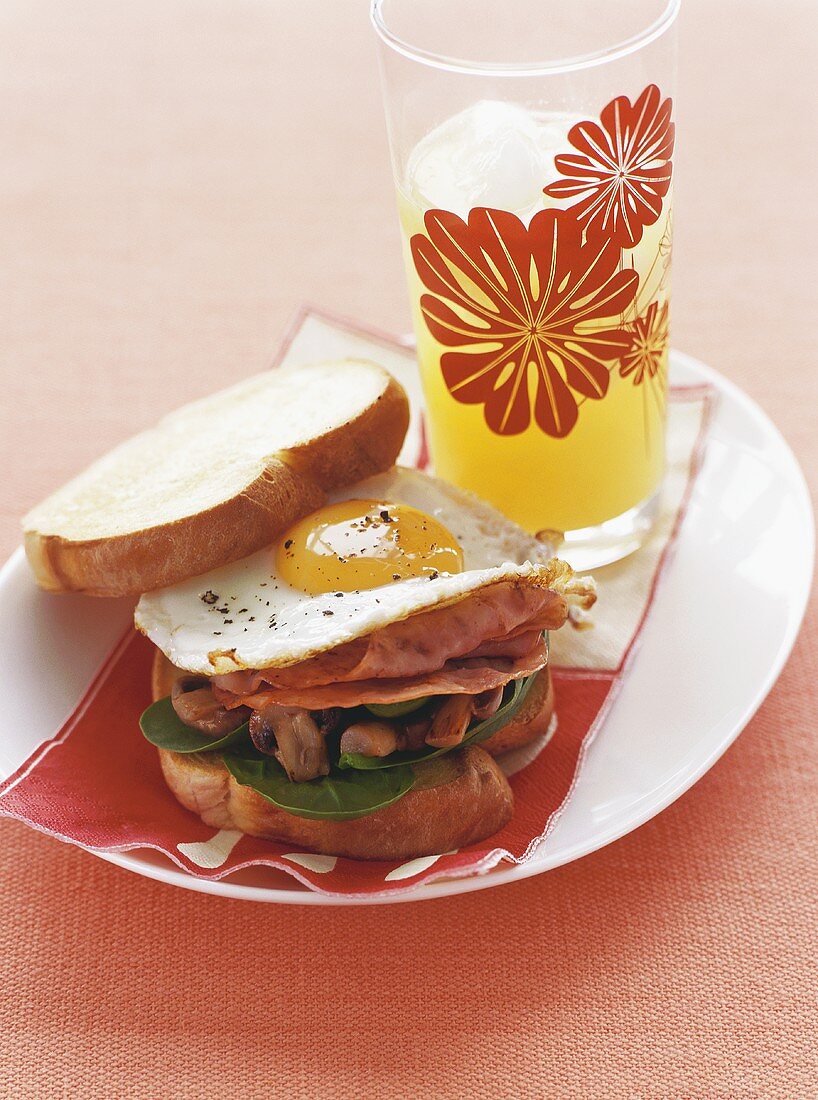 Egg, ham and mushroom sandwich