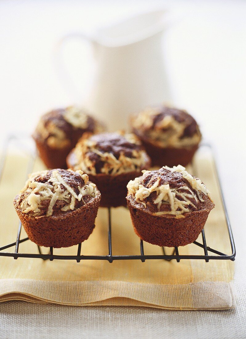 Chocolate apple muffins