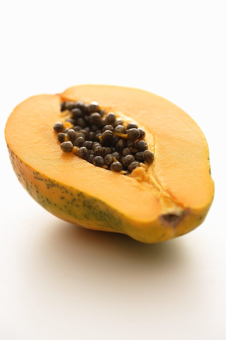 Eine halbe Papaya