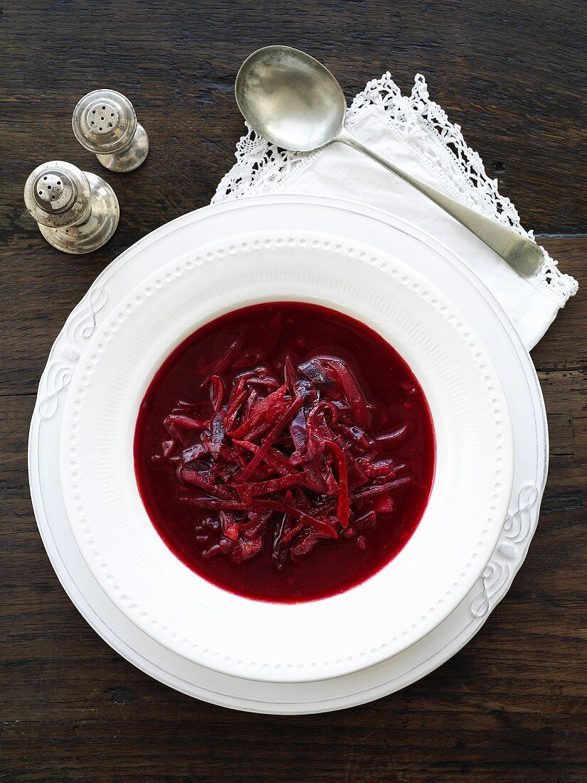 Borschtsch (Rote-Beete-Suppe, Russland)