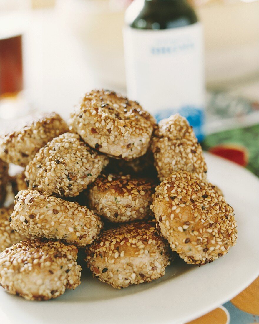 Salmon balls with sesame