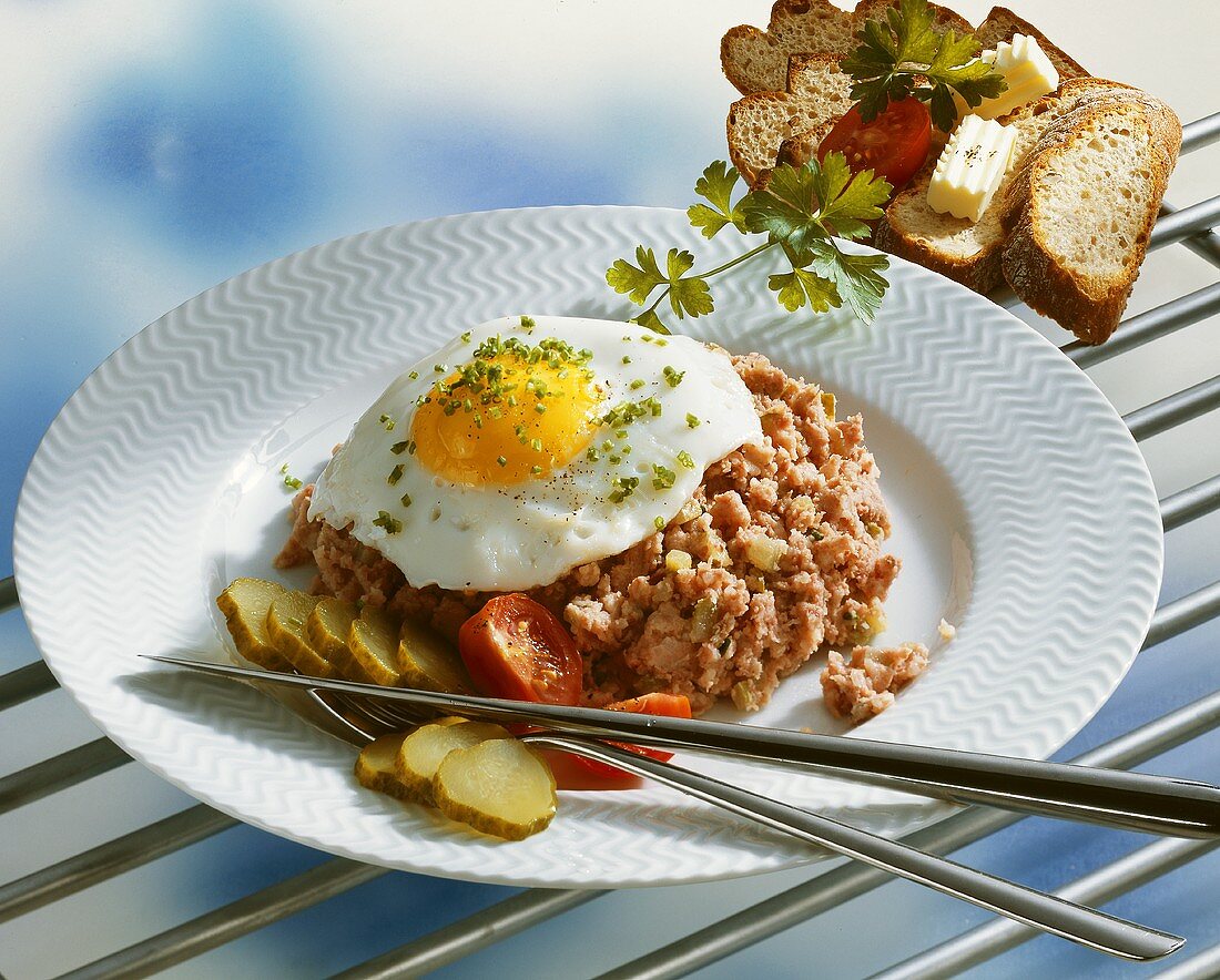 Labskaus from Hamburg (Corned beef, fish & potato dish)