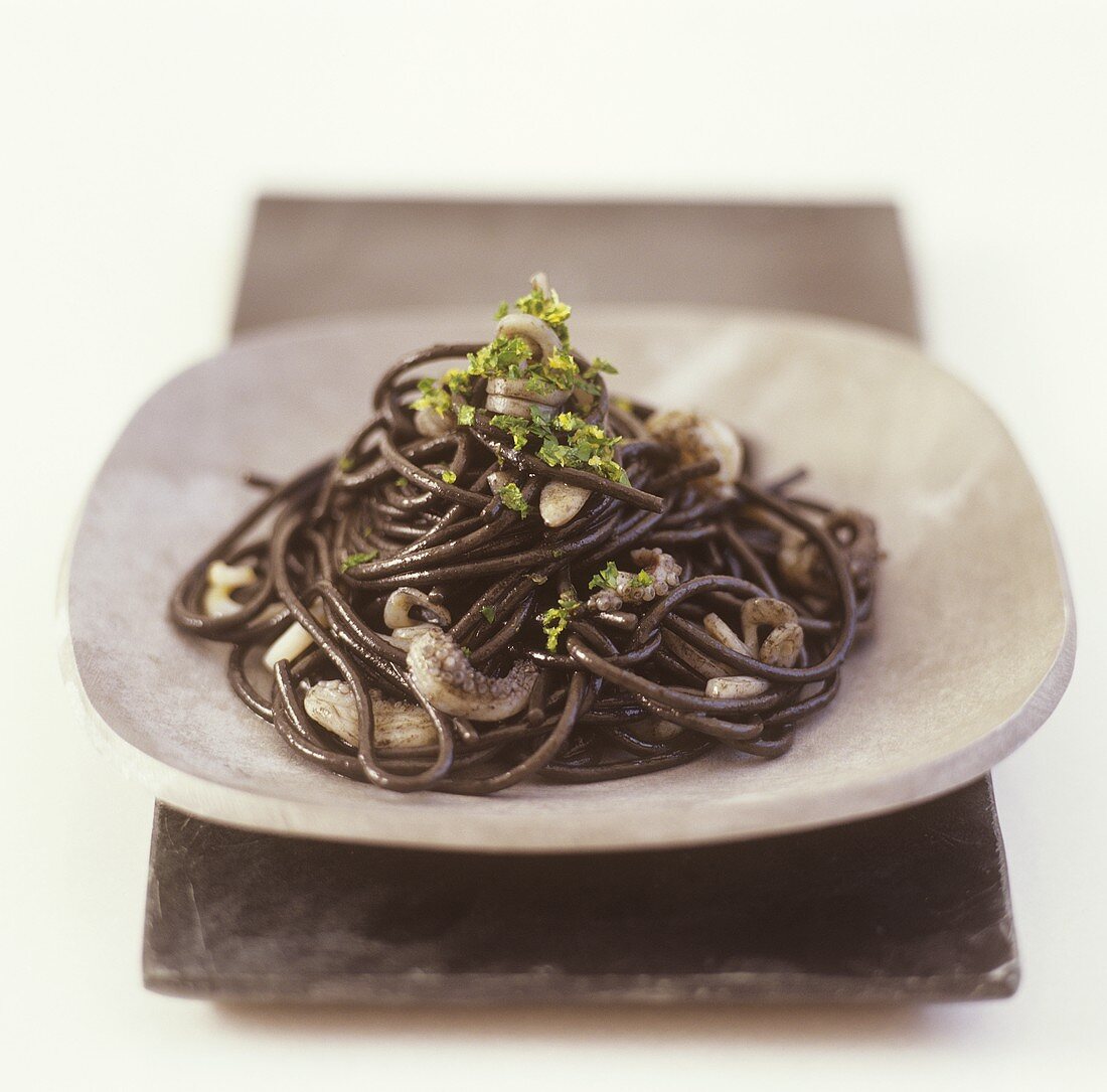 Black spaghetti with cuttlefish